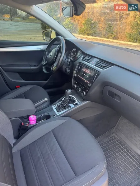 Skoda Octavia 2018 VIN TMBJG7NE8J0287442 фото оголошення 30 з 76