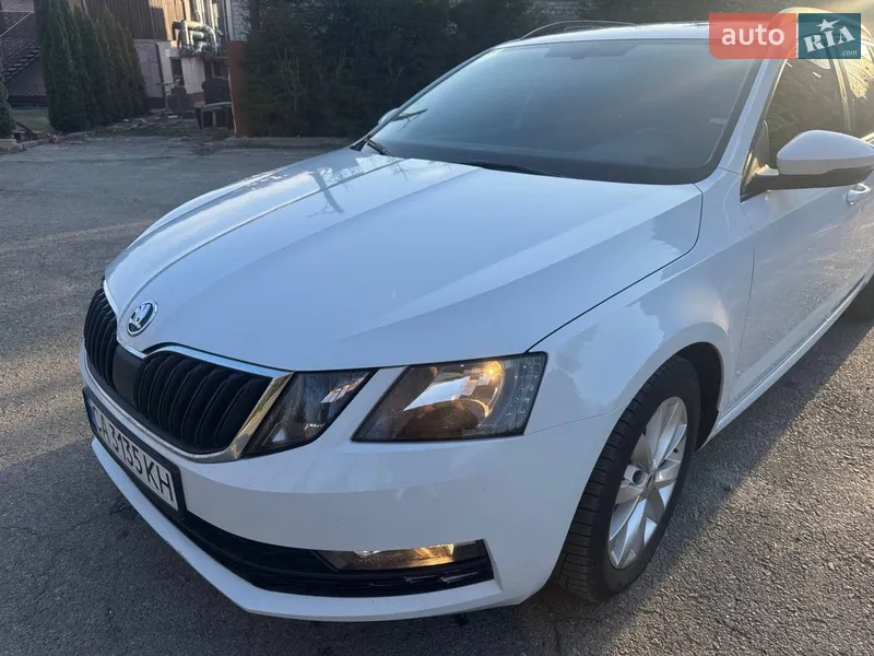 Skoda Octavia 2018 VIN TMBJG7NE8J0287442 фото оголошення 9 з 76