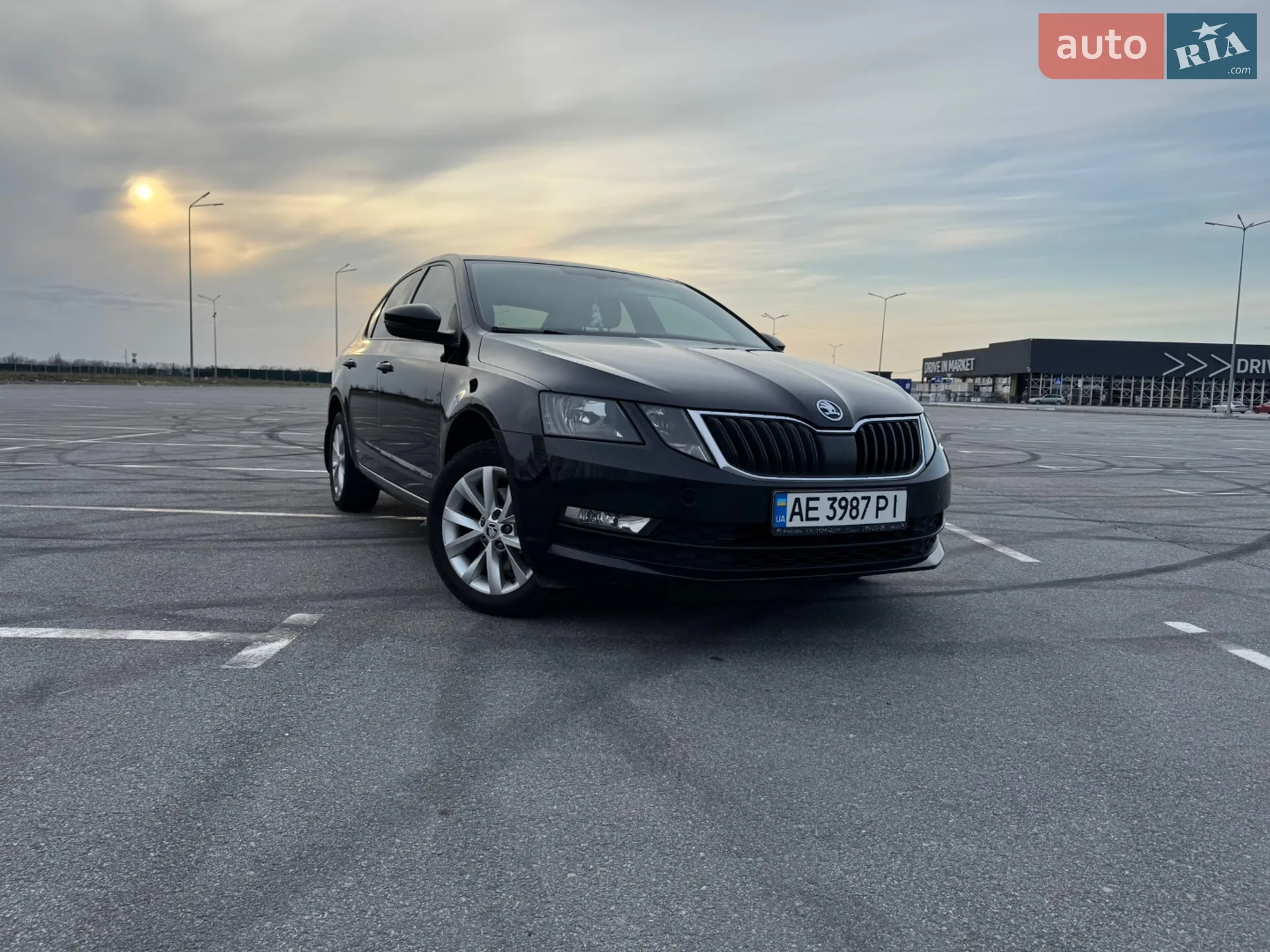 2017 Skoda Octavia - фото 1