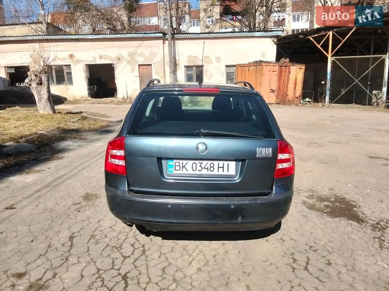 Универсал Skoda Octavia 2006 в Ровно