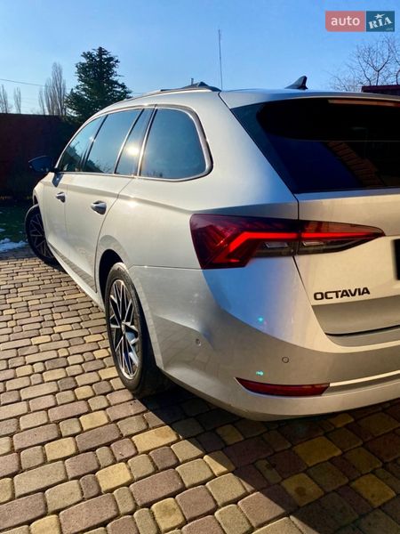 Универсал Skoda Octavia 2020 в Киеве