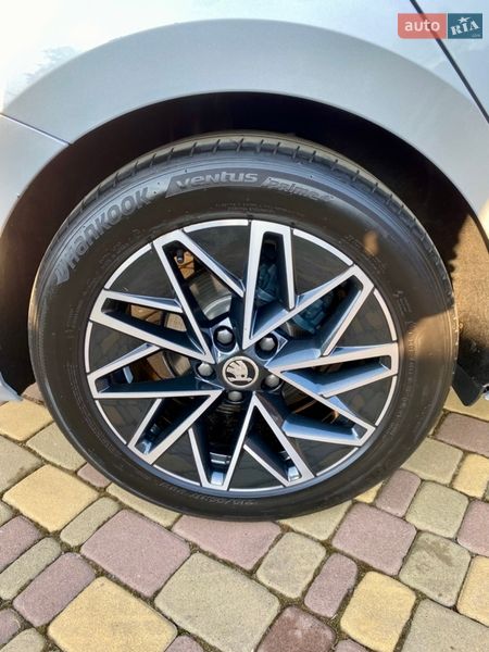 Универсал Skoda Octavia 2020 в Киеве