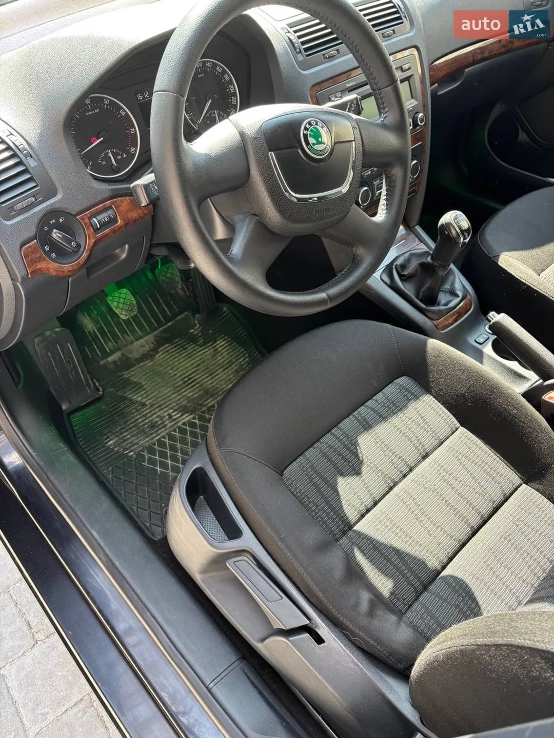 2011 Skoda Octavia - мініатюра 26