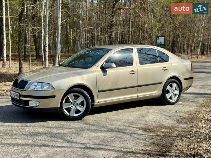 Лифтбек Skoda Octavia 2005 в Радомышле