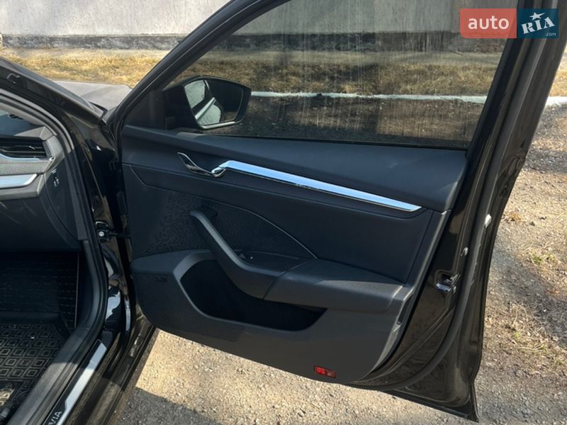 Универсал Skoda Octavia 2020 в Гребенке