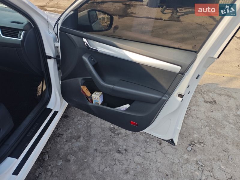 Универсал Skoda Octavia 2014 в Киеве