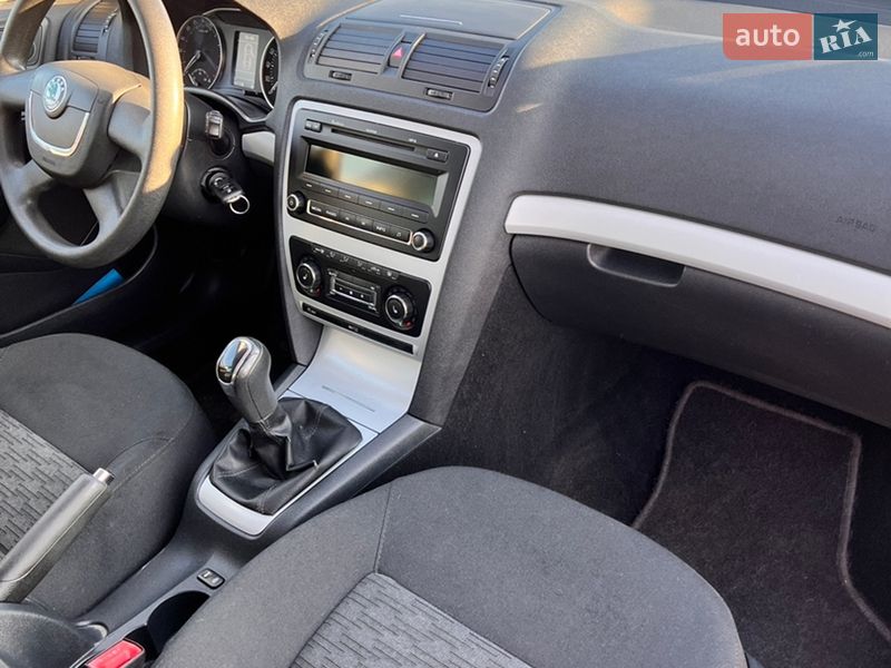 Универсал Skoda Octavia 2011 в Ромнах фото 7 Универсал Skoda Octavia 2011 в Ромнах