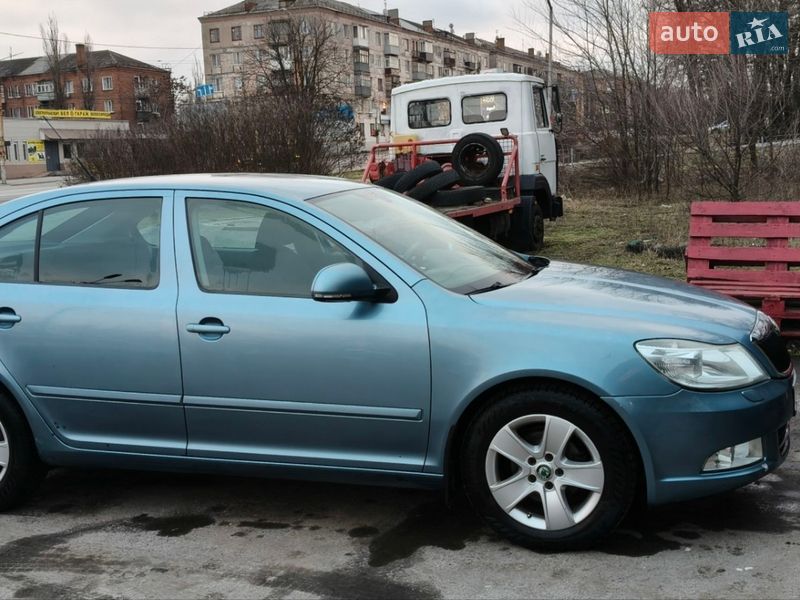 Лифтбек Skoda Octavia 2009 в Кривом Роге фото Лифтбек Skoda Octavia 2009 в Кривом Роге