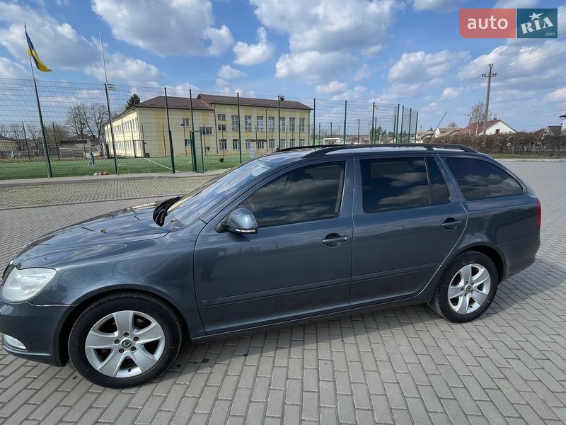 Универсал Skoda Octavia 2010 в Бучаче