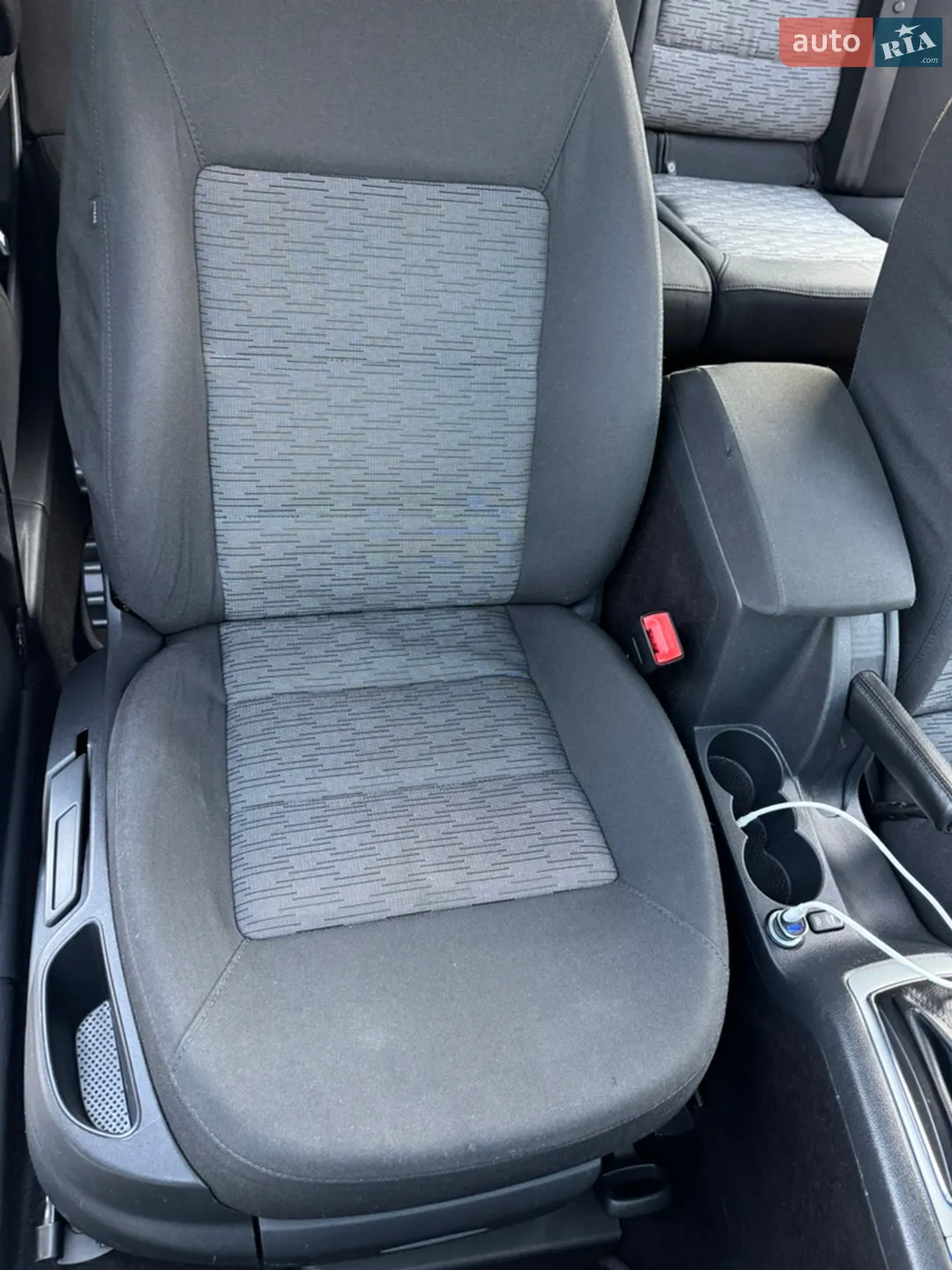2010 Skoda Octavia - мініатюра 15
