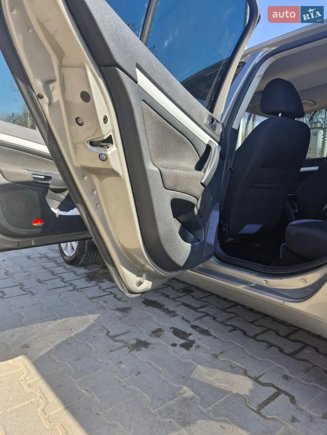 2011 Skoda Octavia - мініатюра 8