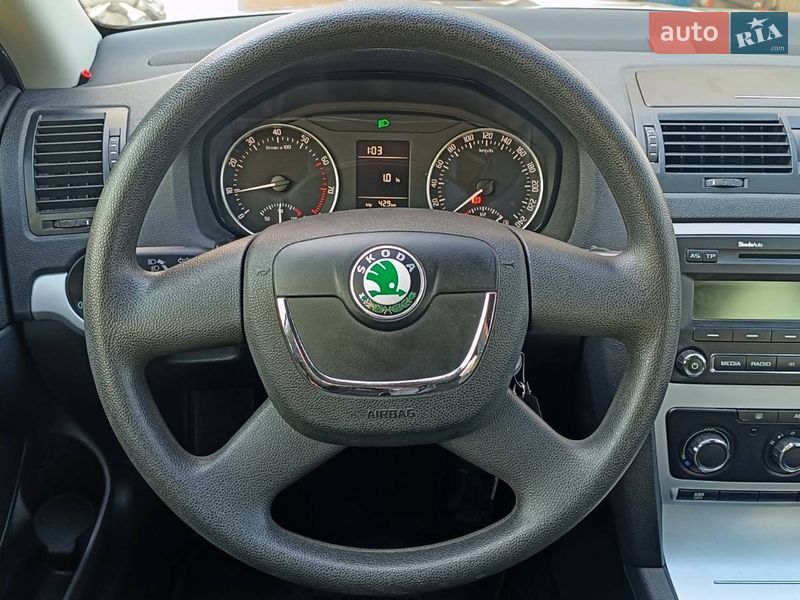 Лифтбек Skoda Octavia 2009 в Киеве фото 13 Лифтбек Skoda Octavia 2009 в Киеве