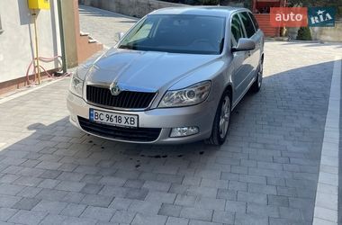 Универсал Skoda Octavia 2010 в Самборе