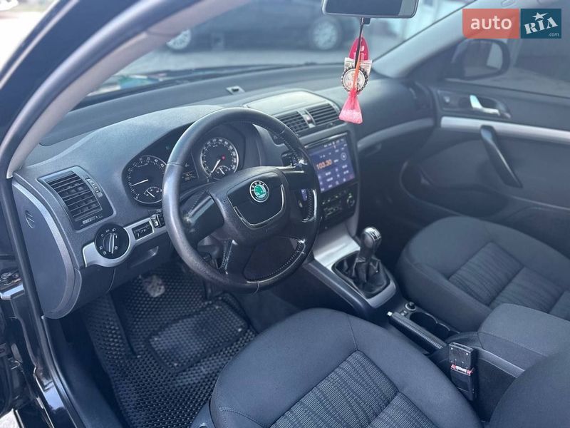 Ліфтбек Skoda Octavia 2009 в Теофіполі