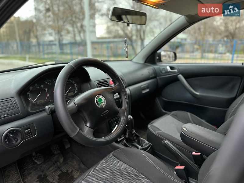 Універсал Skoda Octavia 2004 в Миколаєві