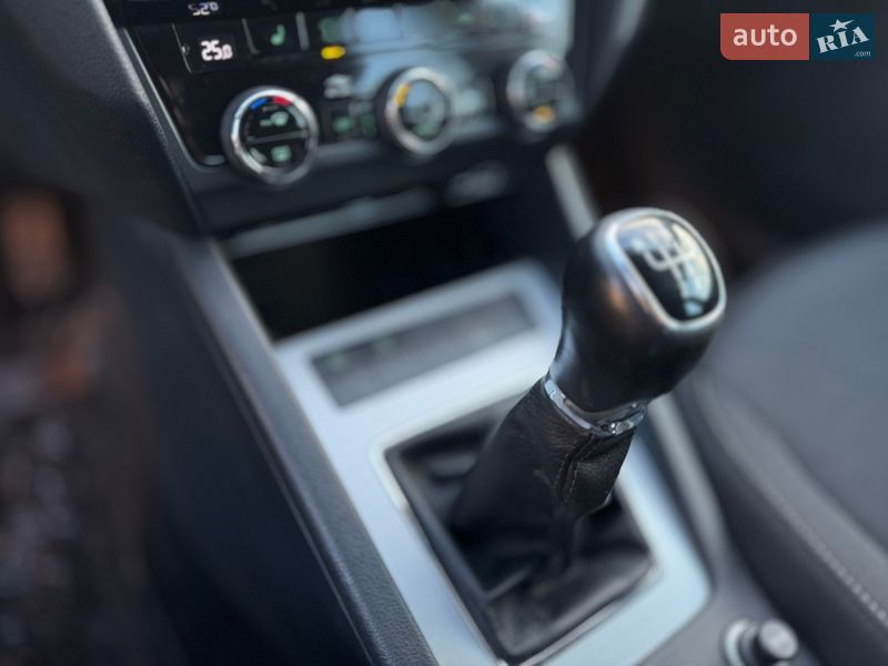 Универсал Skoda Octavia 2019 в Луцке фото 22 Универсал Skoda Octavia 2019 в Луцке