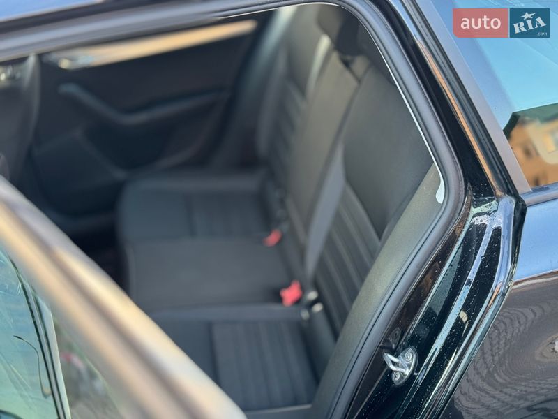 Универсал Skoda Octavia 2019 в Луцке фото 26 Универсал Skoda Octavia 2019 в Луцке