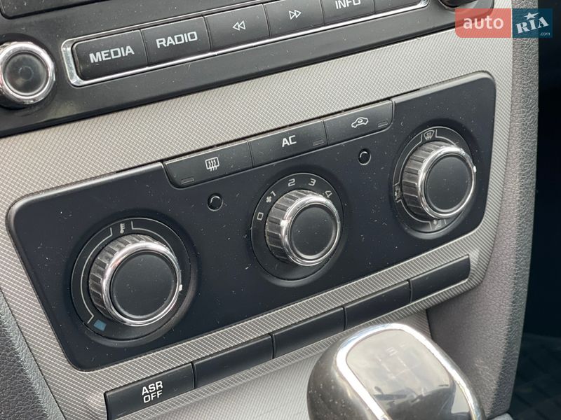 Лифтбек Skoda Octavia 2012 в Нововолынске