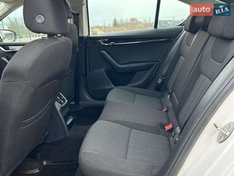 Лифтбек Skoda Octavia 2017 в Калуше