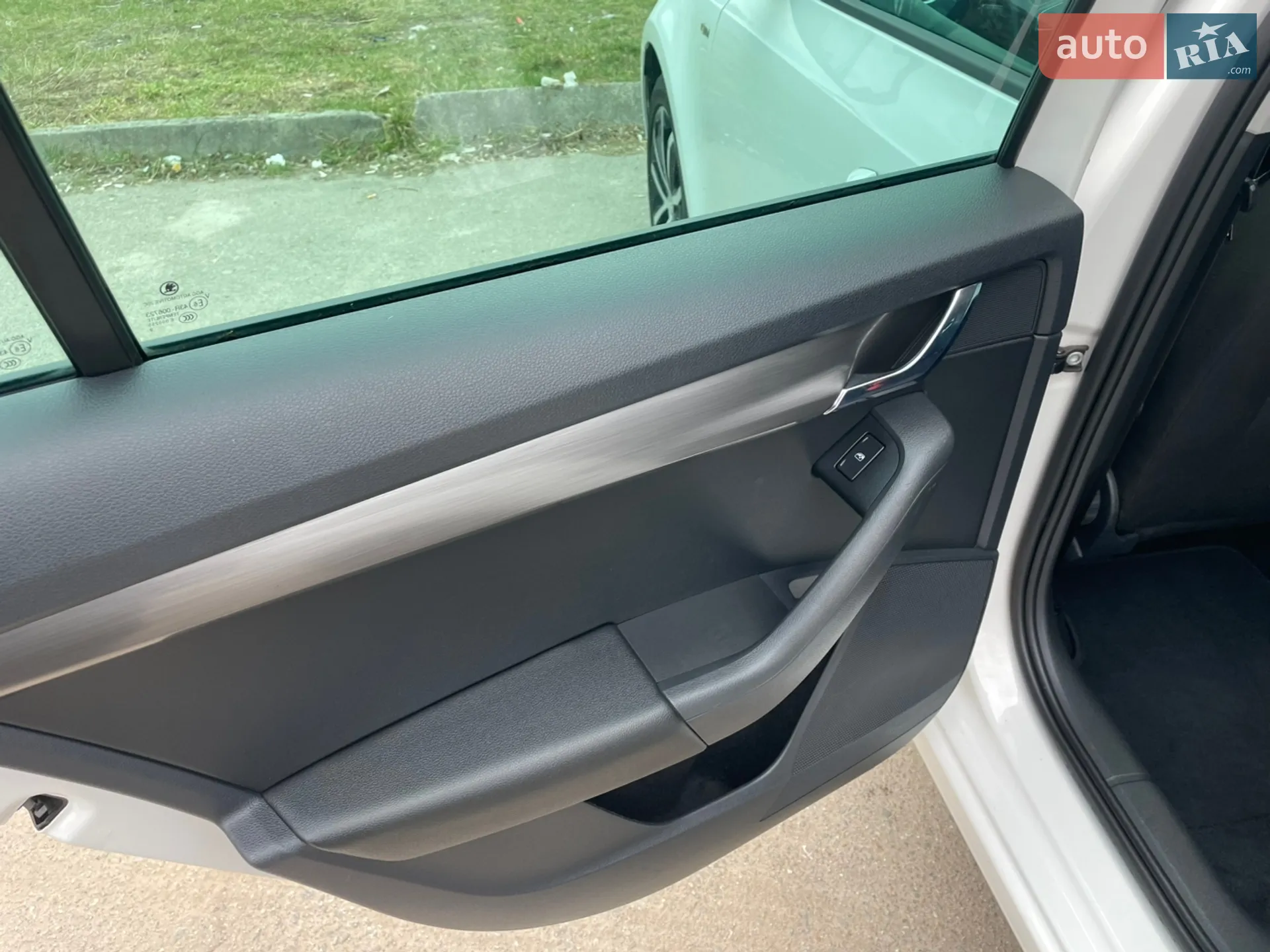 2019 Skoda Octavia - мініатюра 13