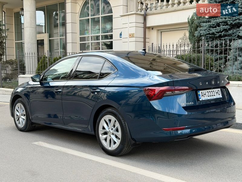 Лифтбек Skoda Octavia 2021 в Киеве