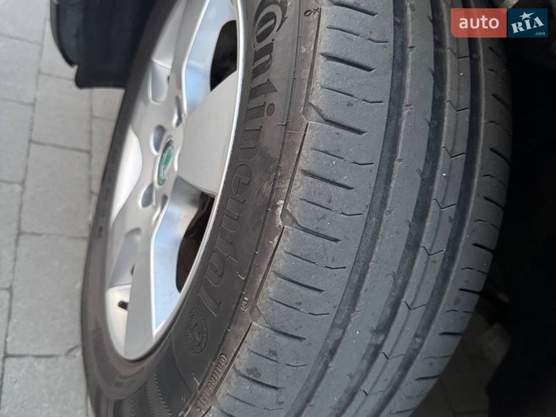 Универсал Skoda Octavia 2008 в Сумах