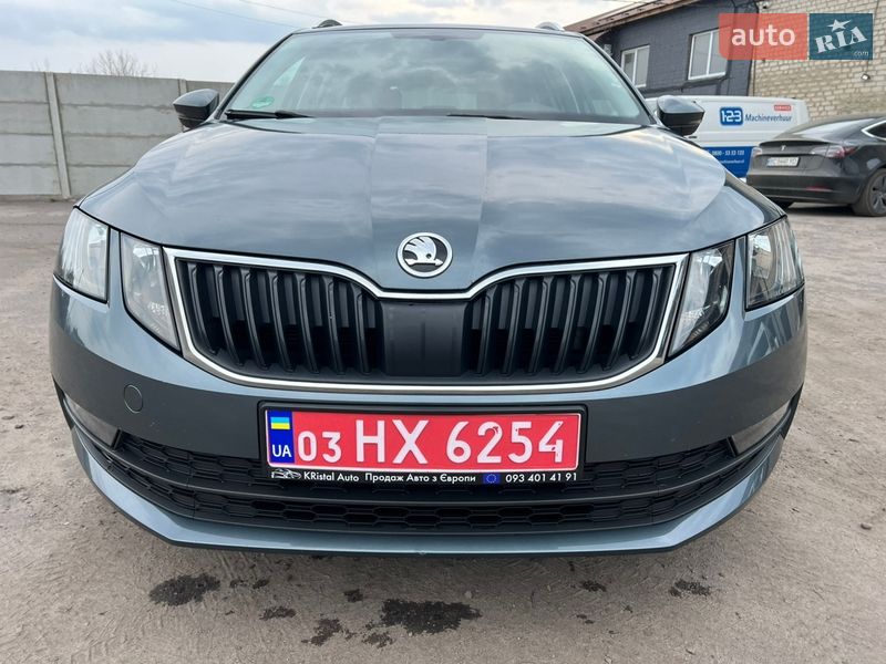 Универсал Skoda Octavia 2019 в Радивилове фото 15 Универсал Skoda Octavia 2019 в Радивилове