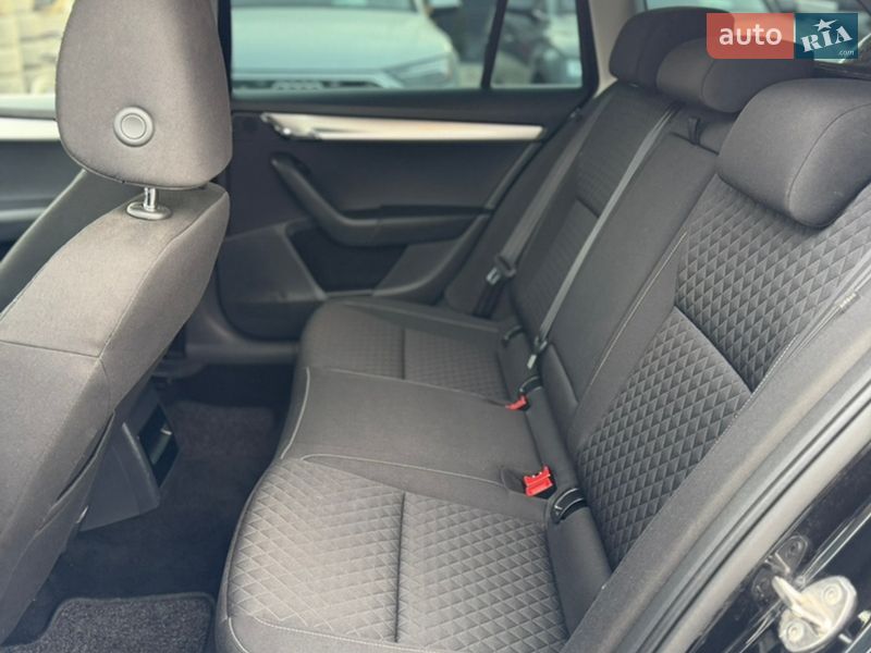 Универсал Skoda Octavia 2017 в Ивано-Франковске