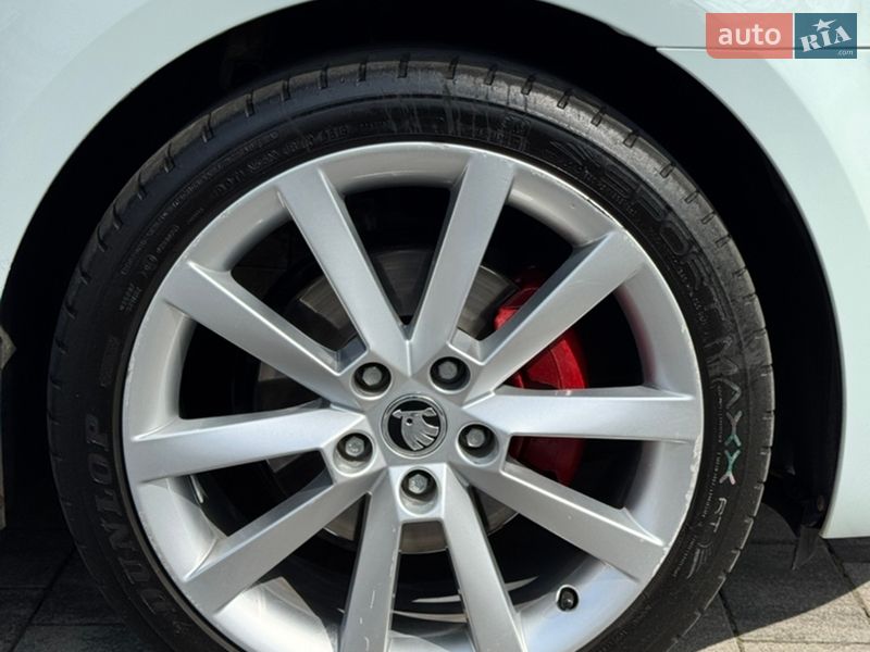 Универсал Skoda Octavia 2014 в Мукачево