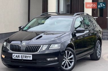 Универсал Skoda Octavia 2017 в Стрые