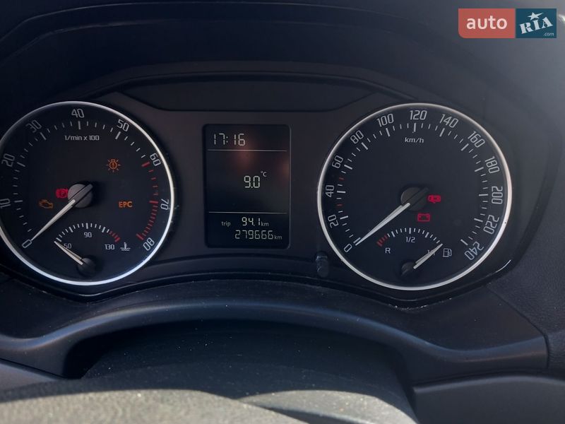 Универсал Skoda Octavia 2011 в Житомире фото 6 Универсал Skoda Octavia 2011 в Житомире