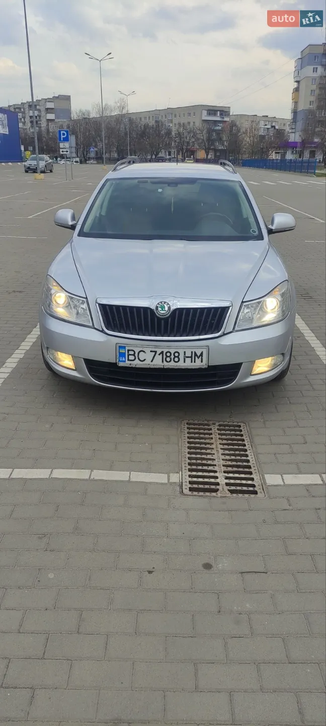 2011 Skoda Octavia - мініатюра 9