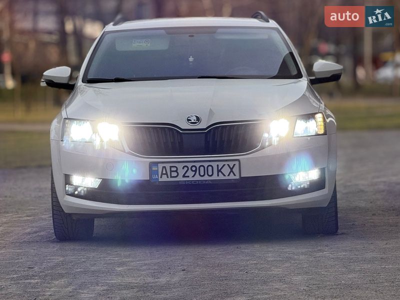 Универсал Skoda Octavia 2017 в Хмельницком