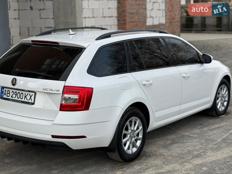 Универсал Skoda Octavia 2017 в Хмельницком
