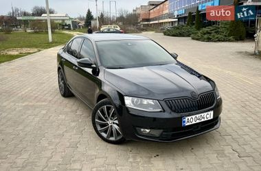 Ліфтбек Skoda Octavia 2015 в Ужгороді