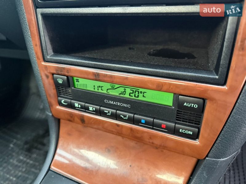 Лифтбек Skoda Octavia 2009 в Ровно