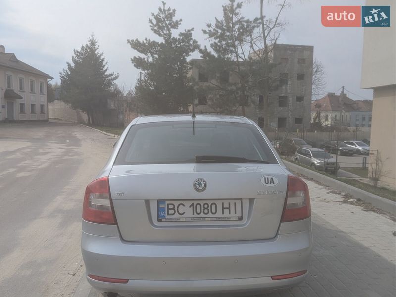 Лифтбек Skoda Octavia 2011 в Львове