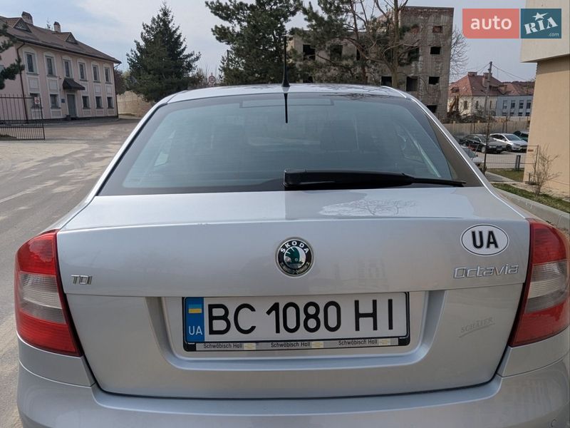 Лифтбек Skoda Octavia 2011 в Львове
