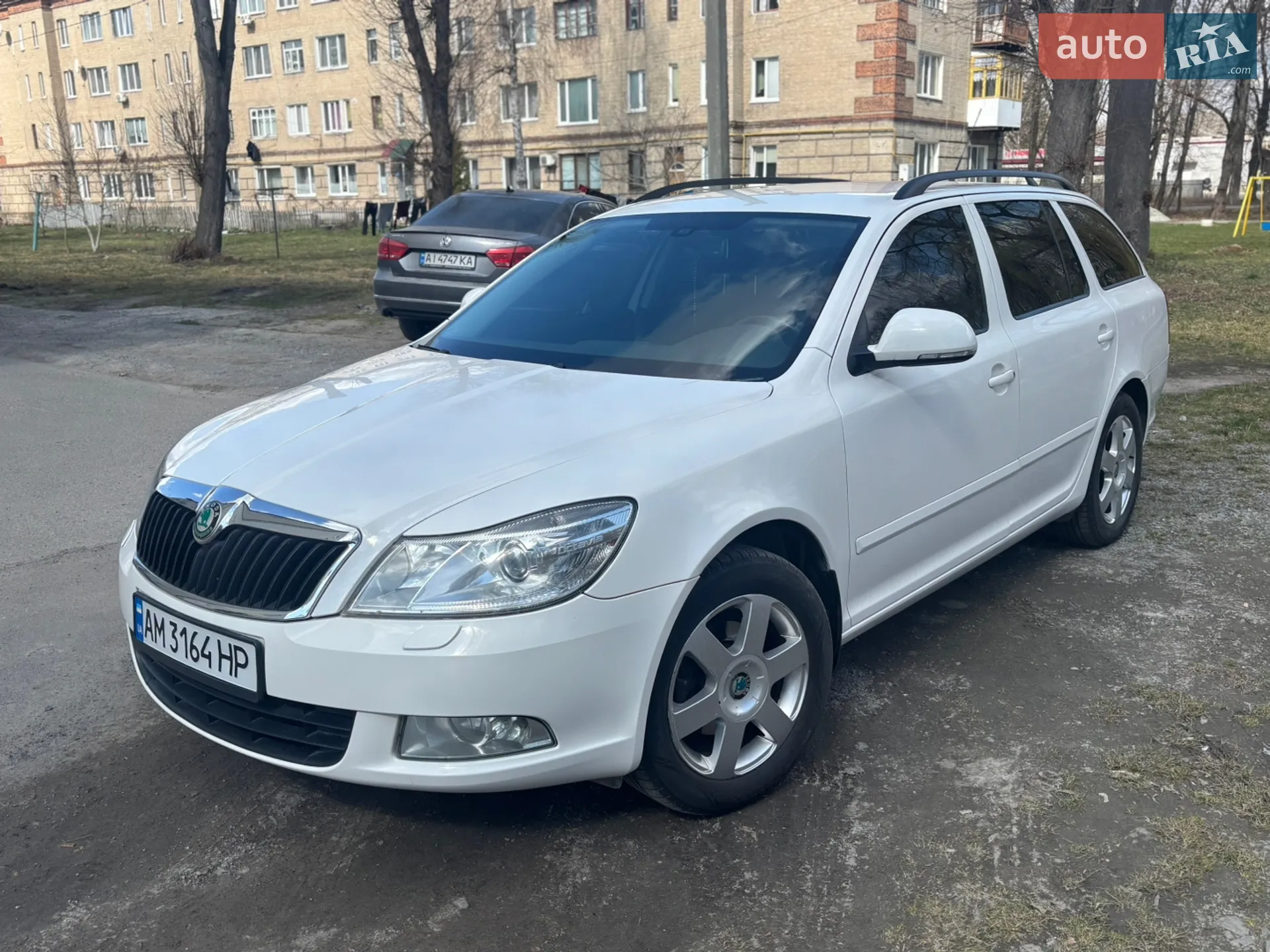 2011 Skoda Octavia - мініатюра 2