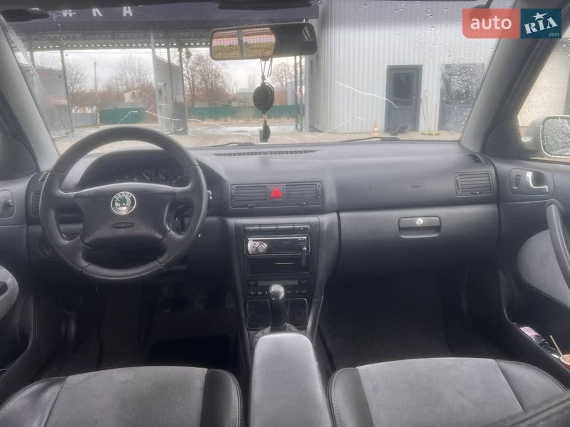 Ліфтбек Skoda Octavia 2003 в Білій Церкві