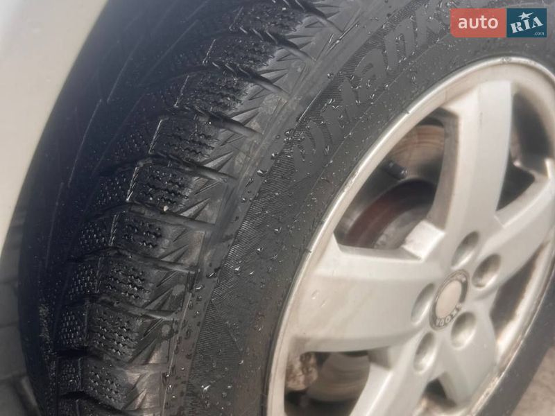 Ліфтбек Skoda Octavia 2003 в Білій Церкві