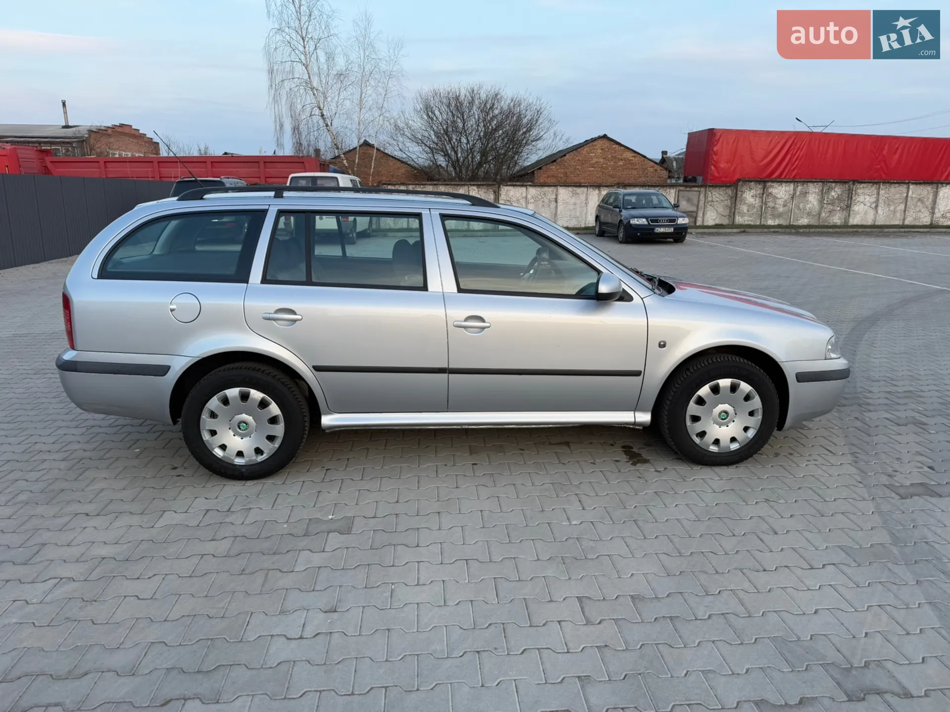 2010 Skoda Octavia - мініатюра 5