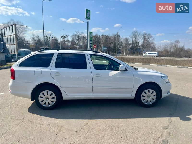 Универсал Skoda Octavia 2011 в Житомире фото 17 Универсал Skoda Octavia 2011 в Житомире