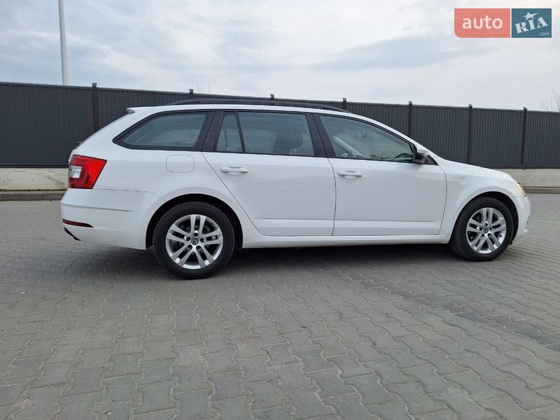 Универсал Skoda Octavia 2017 в Луцке фото 8 Универсал Skoda Octavia 2017 в Луцке