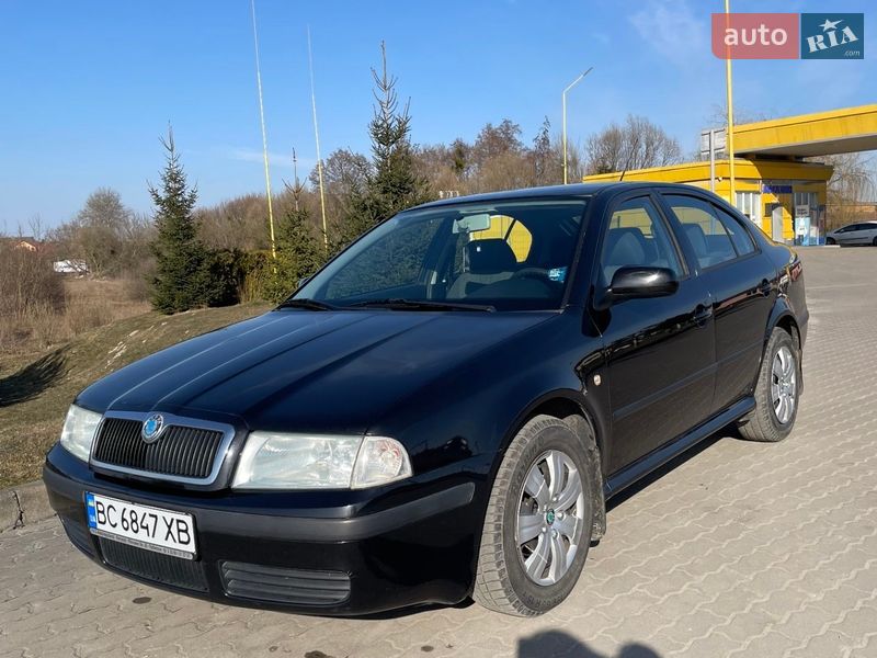 Лифтбек Skoda Octavia 2003 в Бродах
