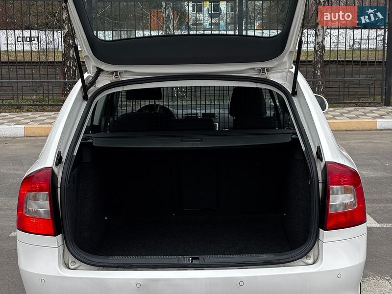 Универсал Skoda Octavia 2012 в Белогородке