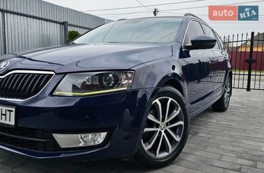 Універсал Skoda Octavia 2015 в Ужгороді