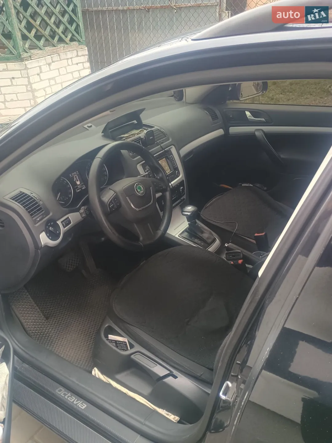 2010 Skoda Octavia - мініатюра 20
