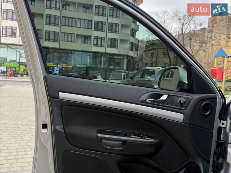 Универсал Skoda Octavia 2011 в Львове