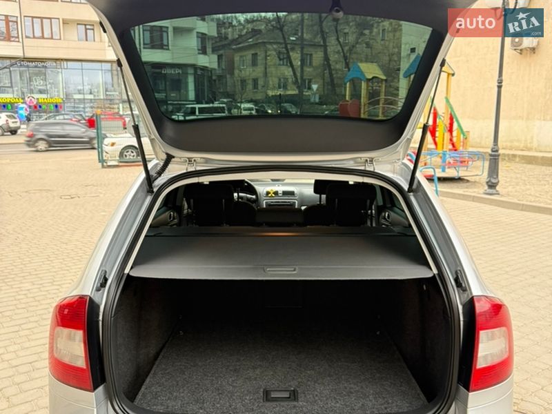 Универсал Skoda Octavia 2011 в Львове